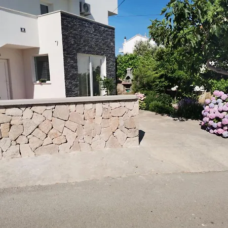 Apartament Daniela *