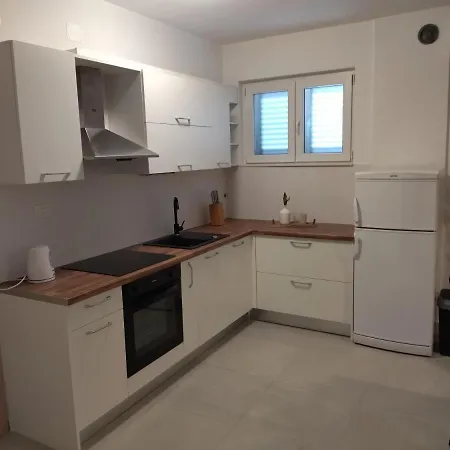 Daniela Apartment